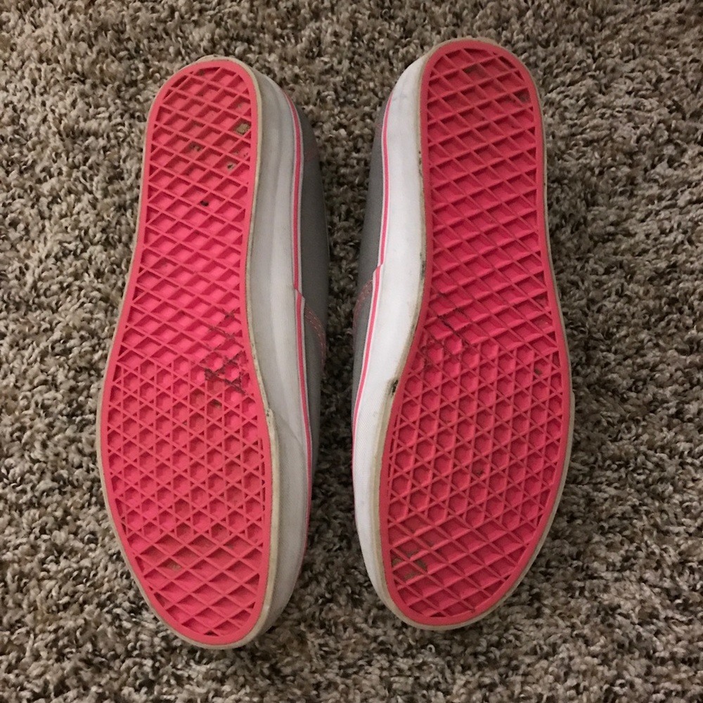 Vans - Picture 3 of 4